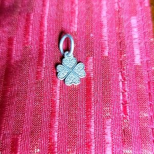 Pandora 4leaf clover charm